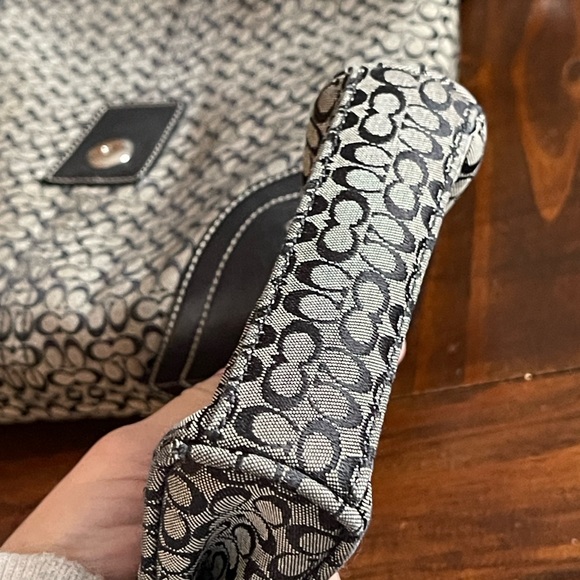 VTG. COACH Women’s Sig. Monogram F3M-6376 Crossbody Handbag Purse w/ Coin Holder - Picture 7 of 15